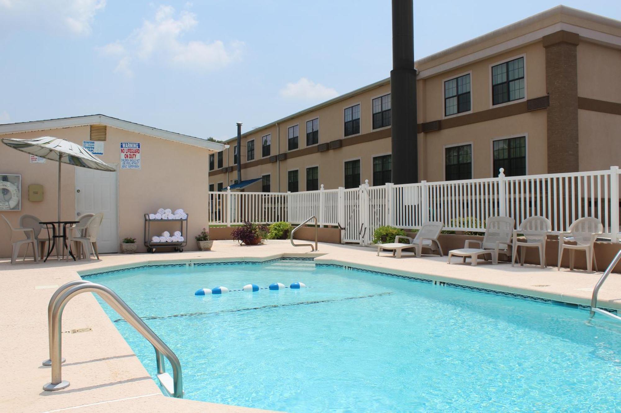 Travelodge By Wyndham Perry National Fairgrounds Area I-75 Exteriör bild